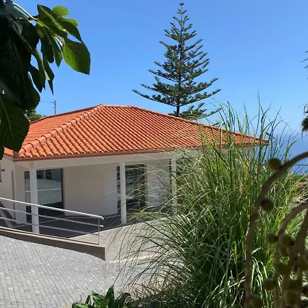 Calheta Boutique Holiday home *