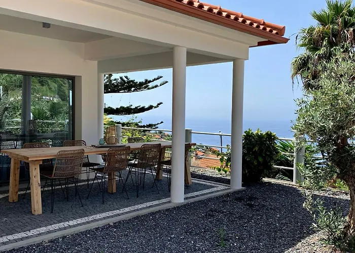Calheta Boutique