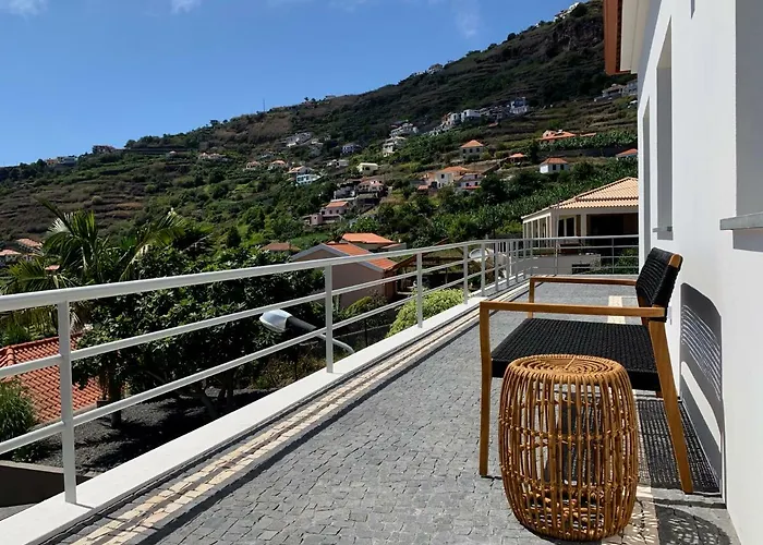 Calheta Boutique *