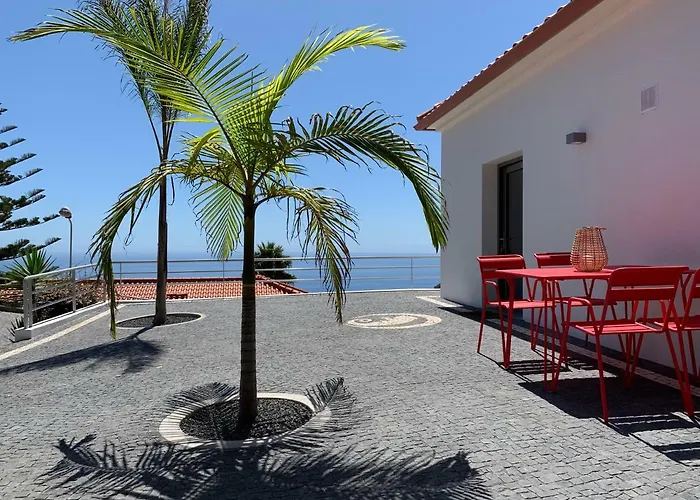 Calheta Boutique *