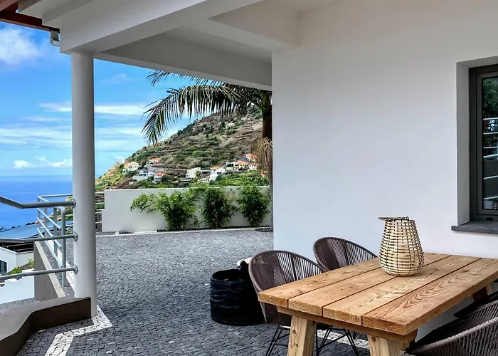 Calheta Boutique